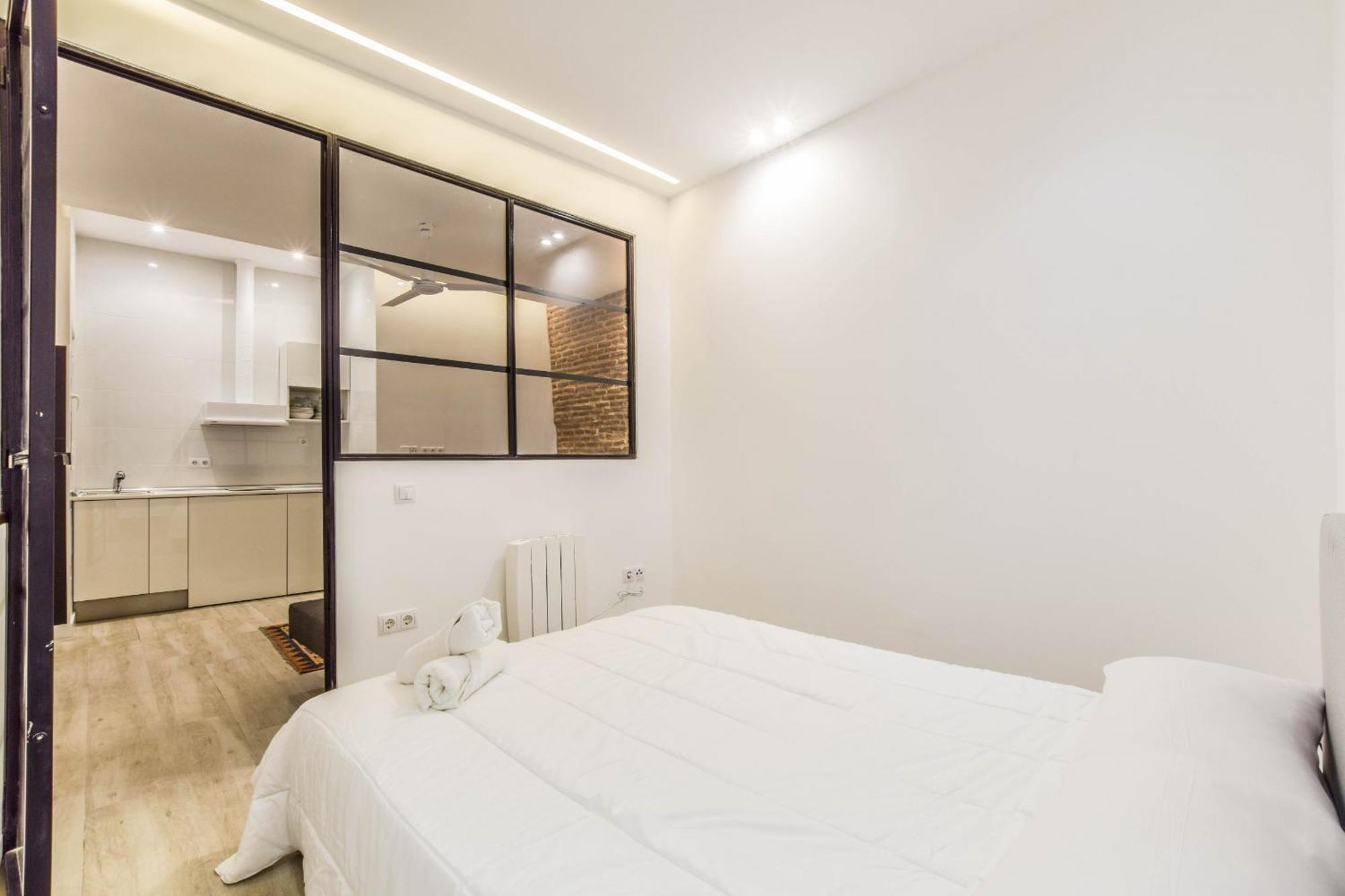Acogedor Apartamento En Anton Martin Madrid Luaran gambar