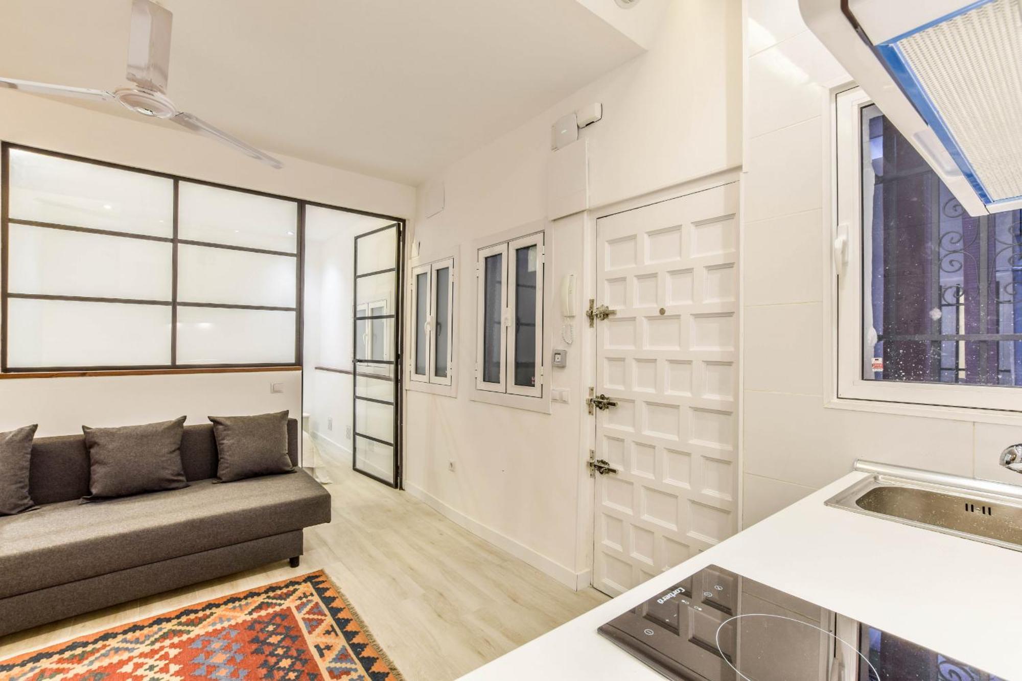 Acogedor Apartamento En Anton Martin Madrid Luaran gambar